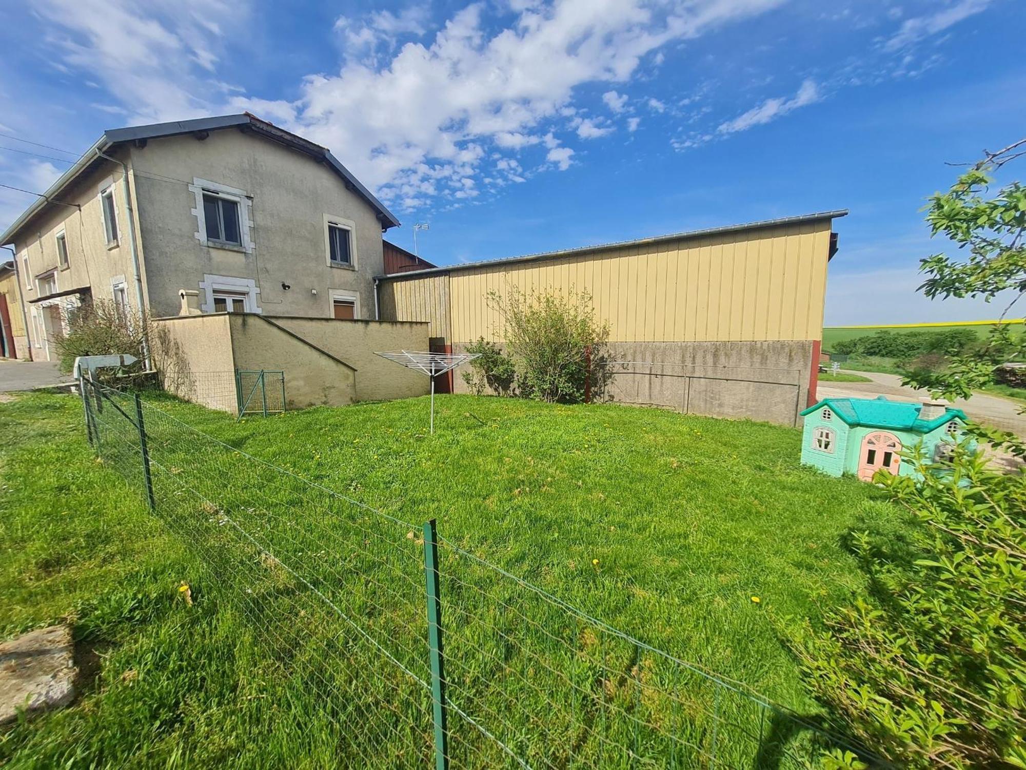 Gite Familial Et Equipe A La Campagne Avec Terrasse, Pres De Pont-A-Mousson Et De Nombreuses Activites - Fr-1-584-73 Lironville Eksteriør bilde